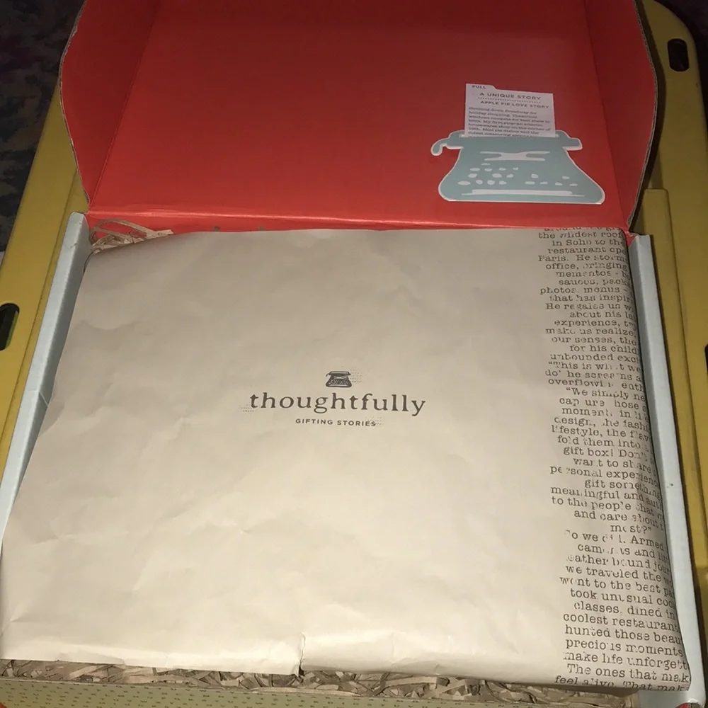 NWT Apple Pie Gift Set by thoughtfully